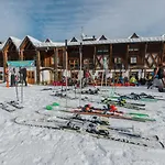 Enzo Moro 3*