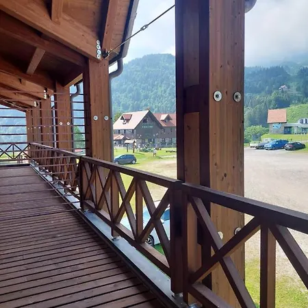 Enzo Moro Hotel Sùtrio