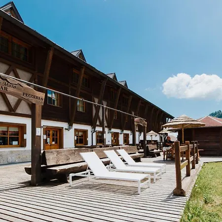 Hotel Enzo Moro Sùtrio