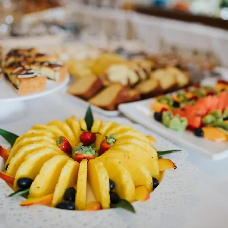 Enzo Moro Hotel