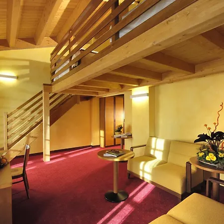Enzo Moro Hotel 3*