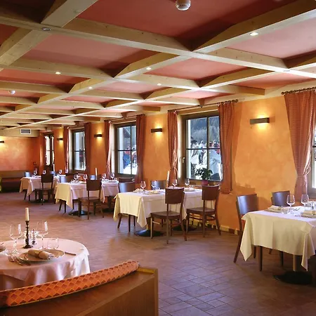 Hotel Enzo Moro Sùtrio